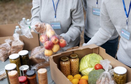 Articles - The best fundraising guide for food banks