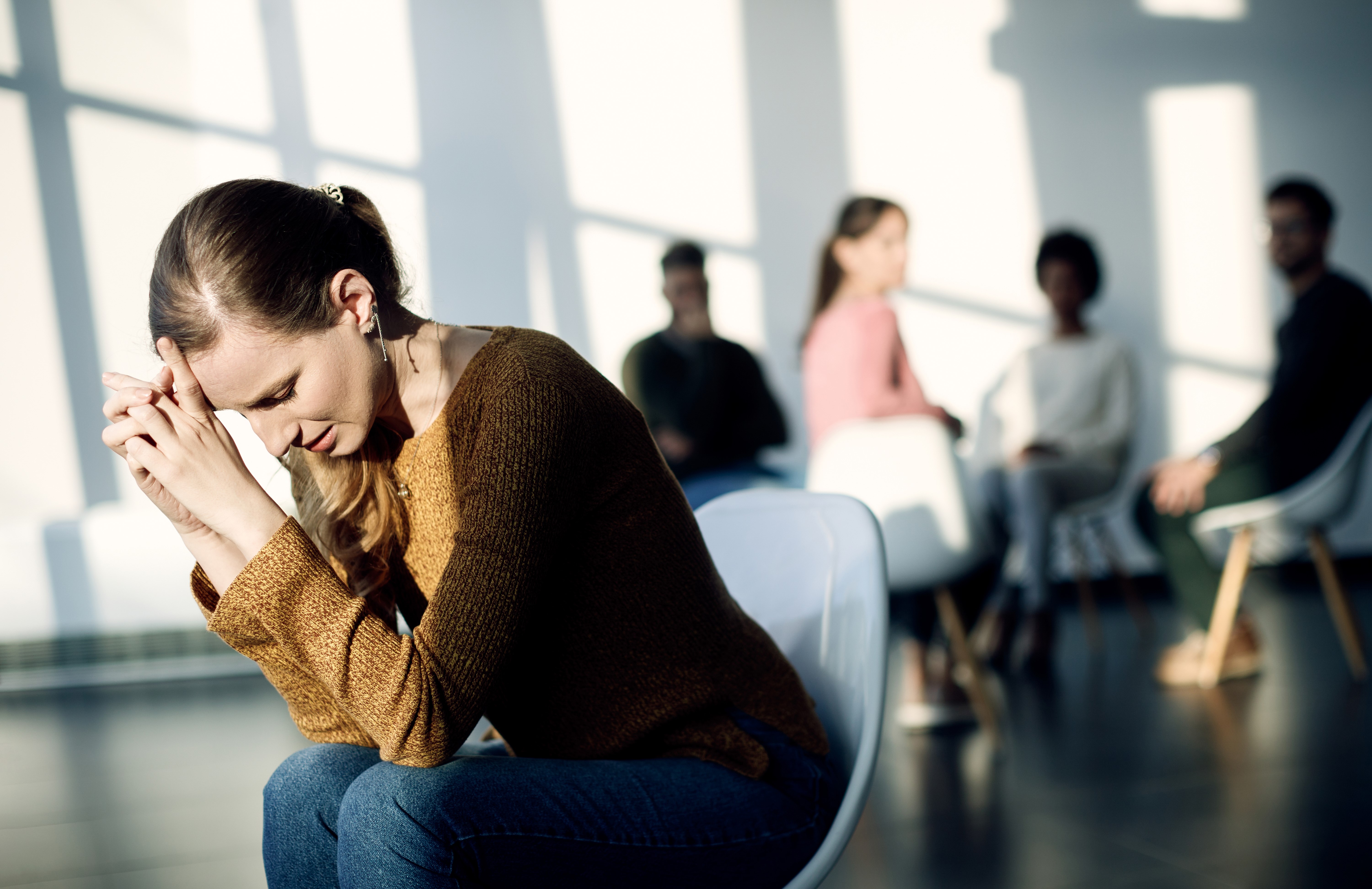 Articles - How to deal with social anxiety: Symptoms, treatment and financial support options