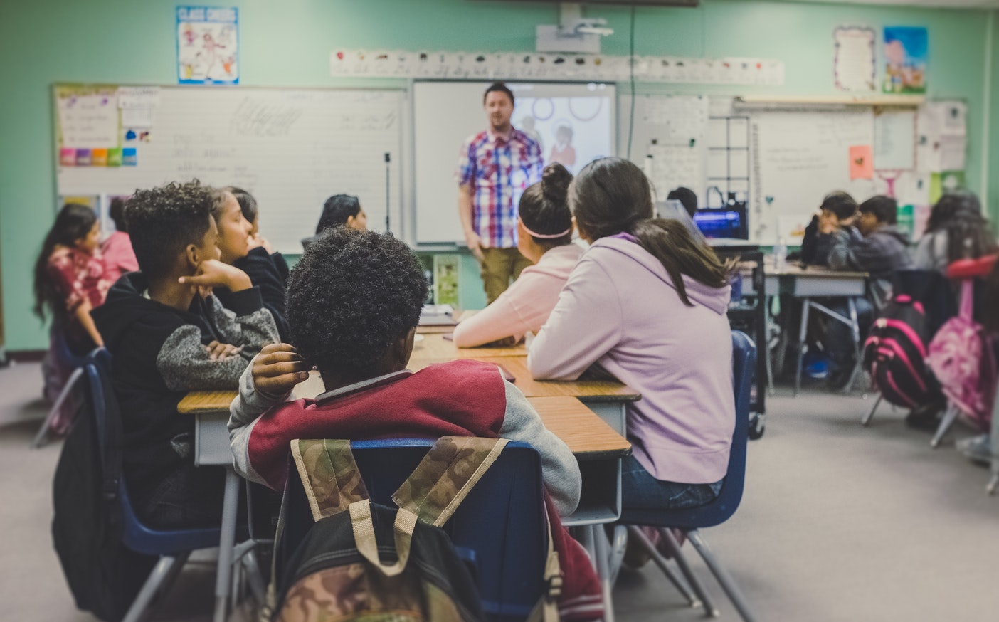 Artikel - Finanzielle Unterstützung für Lehrer: Wie können wir Geld für die Bedürfnisse unseres Klassenlehrers sammeln?