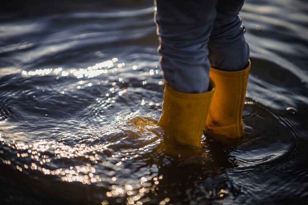 Articles - Qu'est-ce qu'une collecte de fonds et comment peut-elle aider les personnes touchées par de fortes pluies et des inondations ?