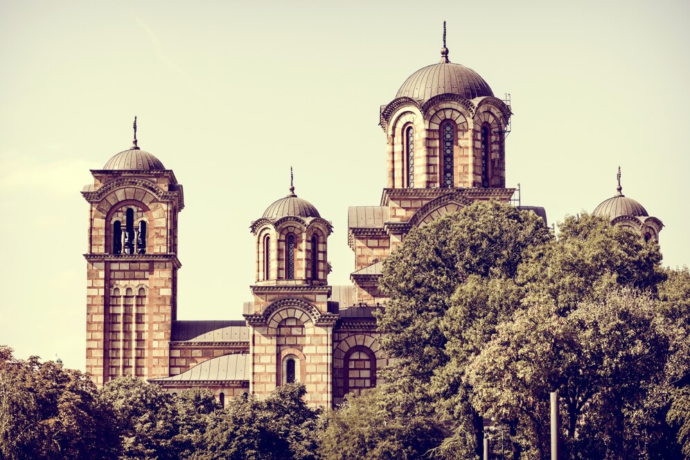 Artículos - Las formas más fáciles de planificar una recaudación de fondos para la reparación del techo de una iglesia