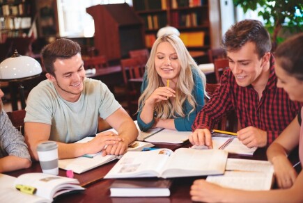 Articoli - Sei a 6 passi da una raccolta fondi per l'istruzione universitaria. Guardali