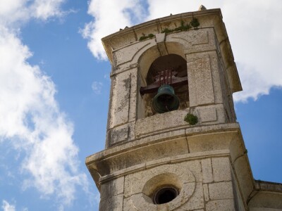 Artículos - 7 ideas para recaudar fondos para reparar el campanario de una iglesia