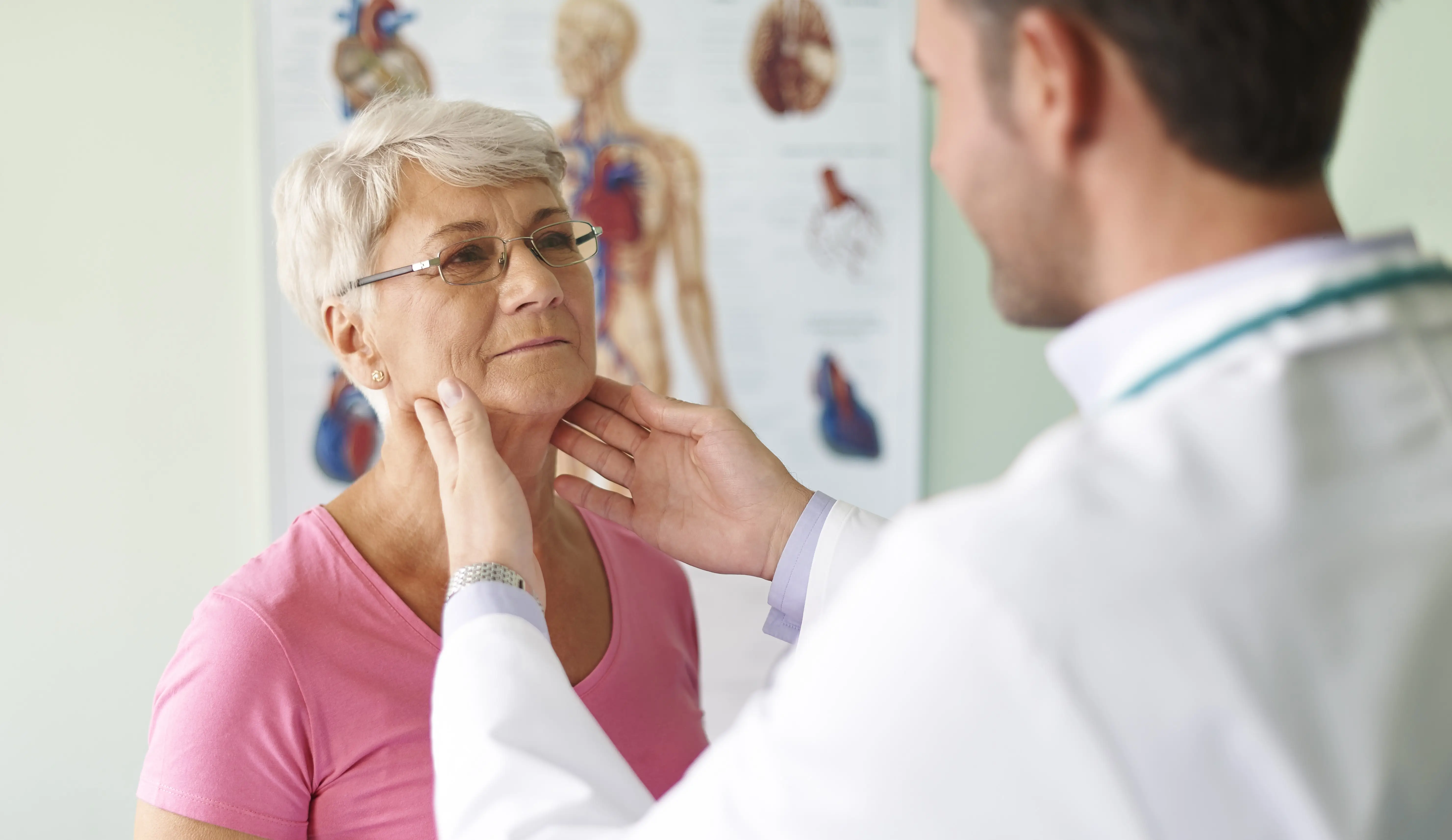 Artikel - Welche Spendenmöglichkeiten gibt es für eine Person mit Kehlkopfkrebs?