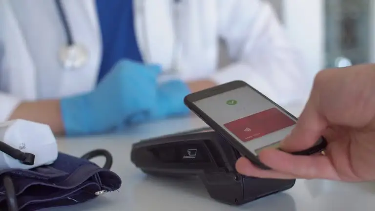 Artikel - Wie Sie Ihre Arztrechnungen bezahlen können: Ein Leitfaden zur Mittelbeschaffung