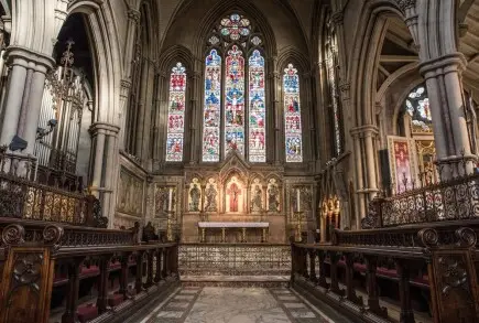 Articles - Organizing a fundraising campaign for the restoration of the iconostasis and icons in small churches