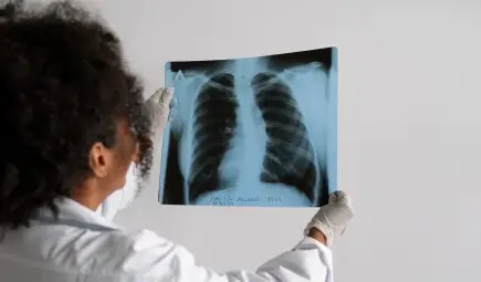 Articole - Cancerul pulmonar: care sunt primele simptome și cum să strângeți fonduri pentru tratament?