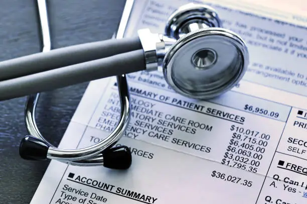 Articole - Cum să vă plătiți facturile medicale: Ghid complet pentru strângerea de fonduri