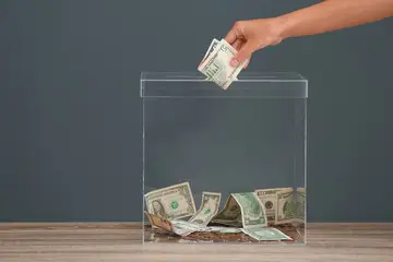 Artikler - 5 grunde til at vælge en fundraisingkampagne frem for personlige lån til dækning af omkostningerne ved behandling af livstruende sygdomme
