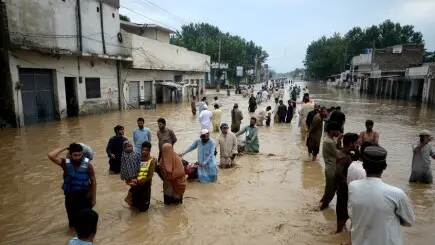 Articles - Protéger les enfants lors des inondations : comment assurer leur sécurité et les aider à surmonter le choc