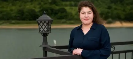 Пламена, 26-годишна жена с бъбречна недостатъчност, за която дарители събраха средства за трансплантация чрез платформата PavelAndreev.ORG