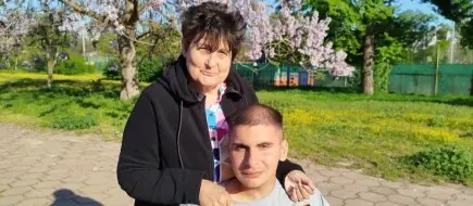 Помогни на Георги да проходи отново - Преминаха две операции на ръката