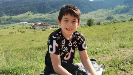 Помогни на Алекс - Операция в Истанбул