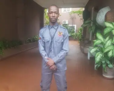 Preciso de ajuda para sustentar os meus filhos  e ajudar os meus pais por favor me