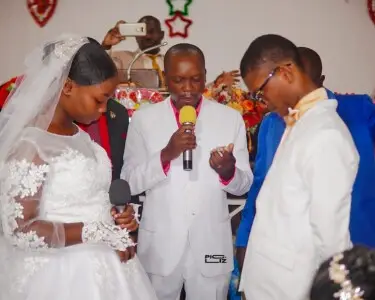 Premier anniversaire de mariage en danger
