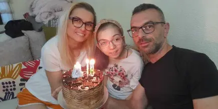 Нина заслужува живот без болка и со насмевка ❤️