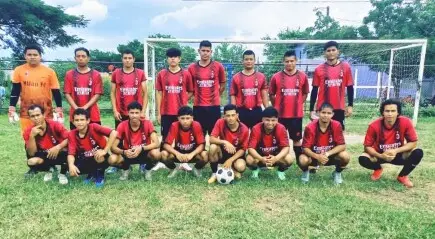 Apoya al Milan de El Sauce