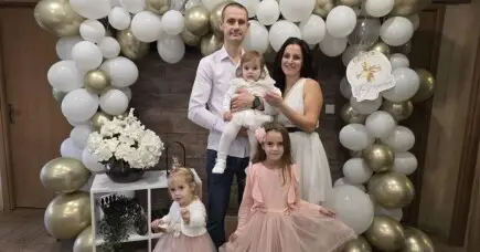 Надежда за живот на Никола