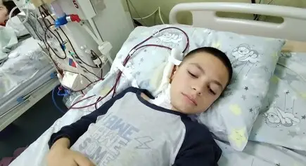 Бъдеще за малкия Емо