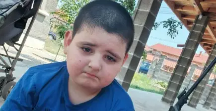 Да помогнем на Даян да настигне своето детство