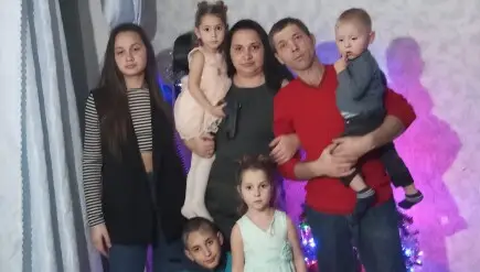 5 copii au nevoie de tatăl lor- ajutați-l pe Mihail să învingă cancerul