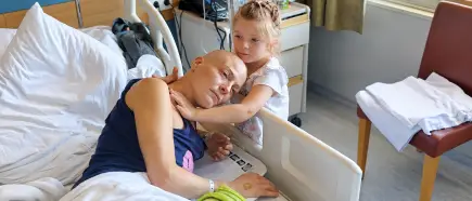 Майка на две деца се бори за живота си