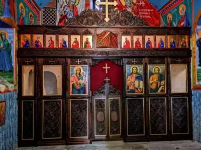 💒Подкрепа за довършване на олтарните икони в храма “Св.Илия” в с.Гела - 💒Средствата за довършване на олтарните икони в храма “Св.Илия” в с.Гела се събраха.